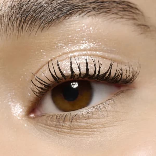 essence-mono-eyeshadow-glitter-01