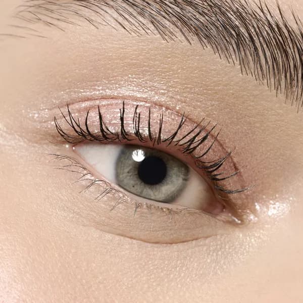 essence-mono-eyeshadow-glitter-02