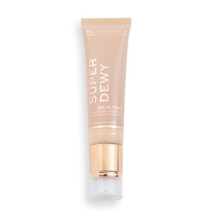 revolution-superdewy-tinted-moisturiser-med-light